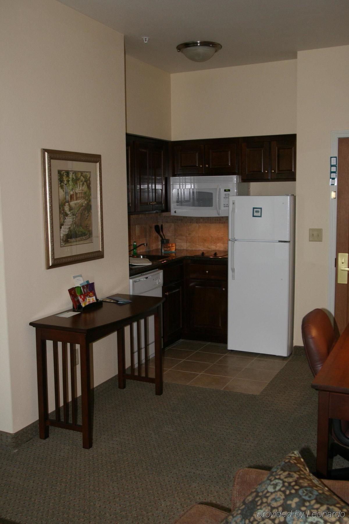 Staybridge Suites Akron-Stow-Cuyahoga Falls By Ihg Room photo